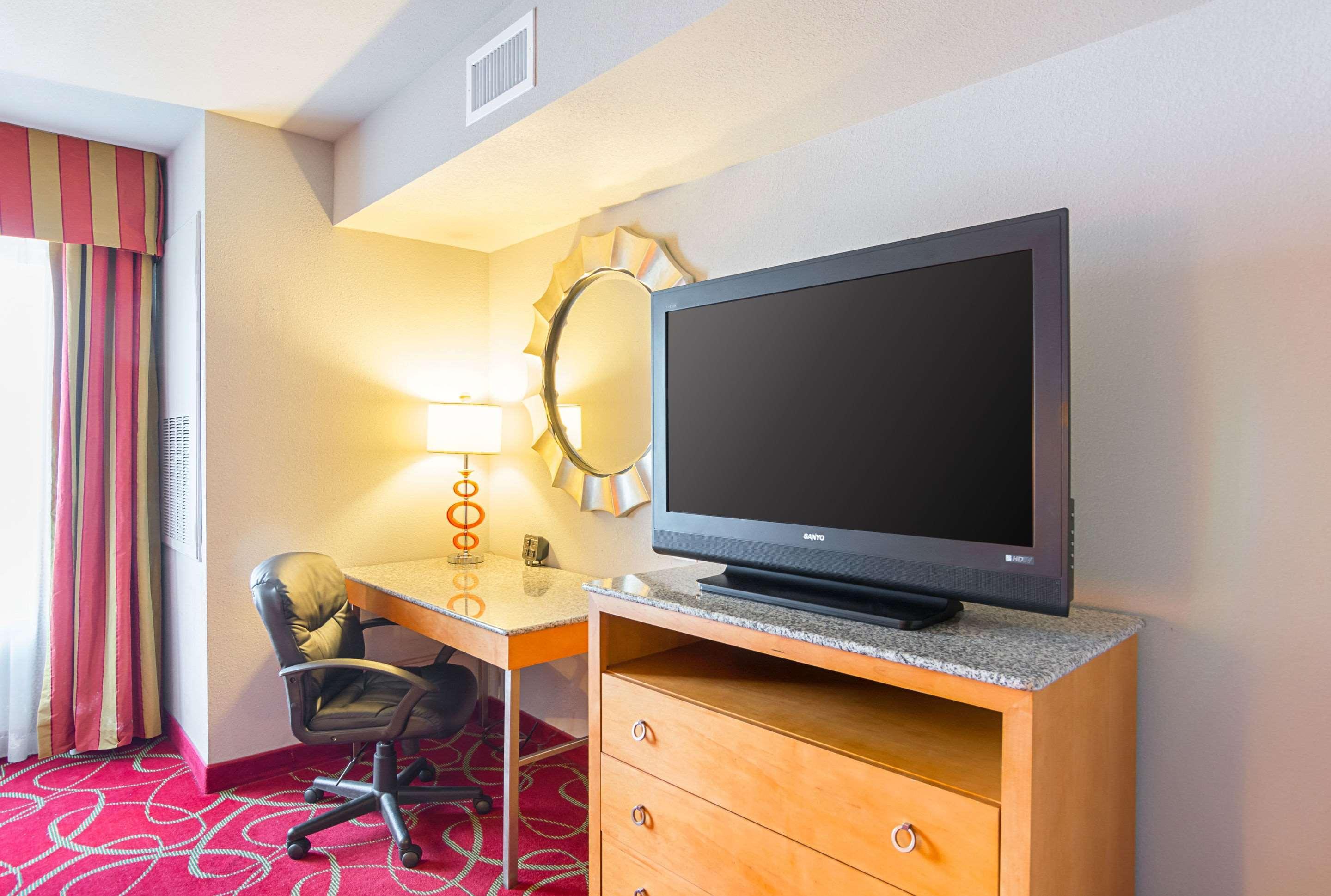 Comfort Suites At Virginia Center Commons Glen Allen Zewnętrze zdjęcie