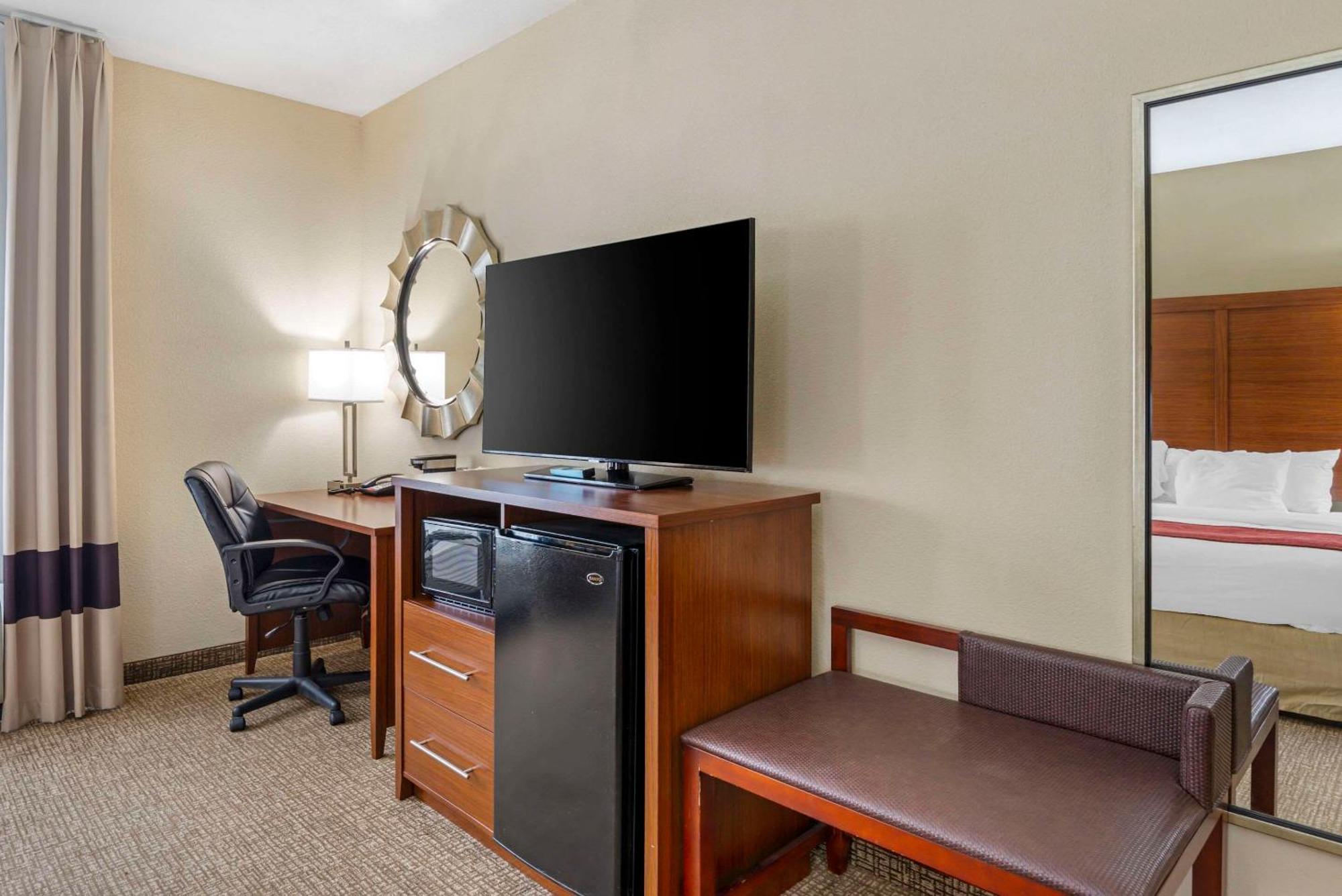 Comfort Suites At Virginia Center Commons Glen Allen Zewnętrze zdjęcie